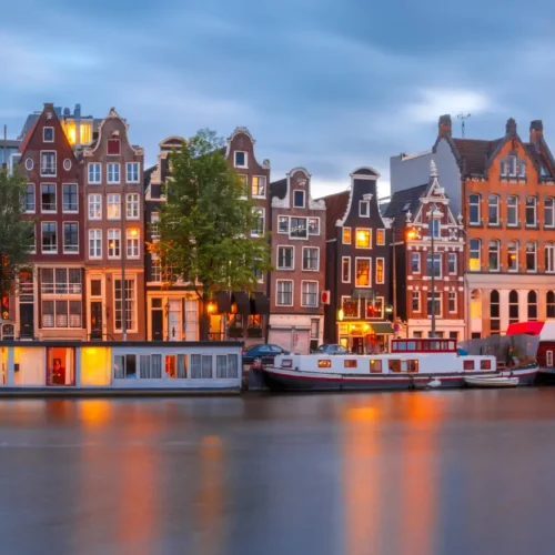 Flights from Miami to Amsterdam
